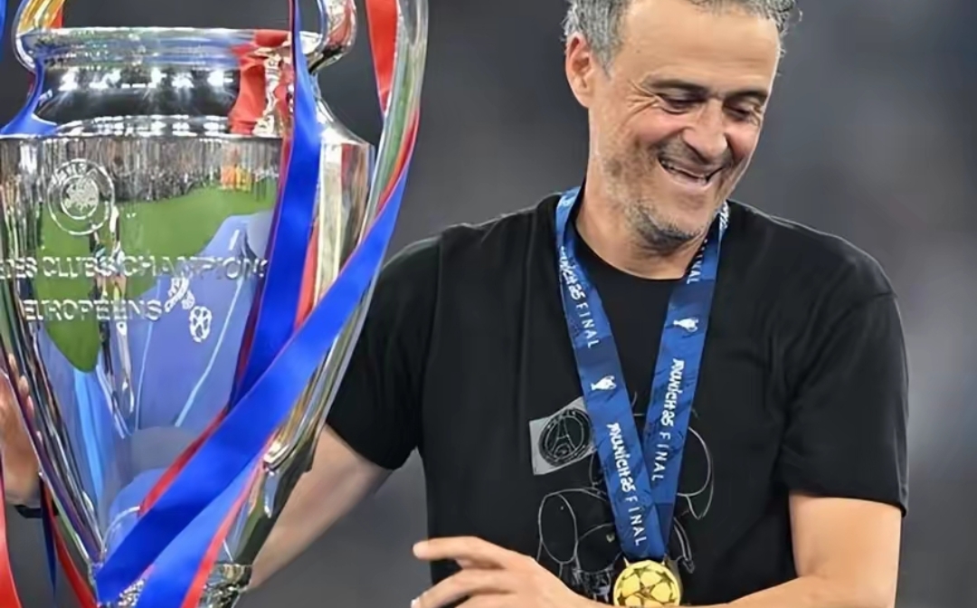 ky体育包含巴黎圣日耳曼训练开放日；国际比赛日迎来里程碑引欢呼；全明星赛在即；更衣室氛围转暖的词条