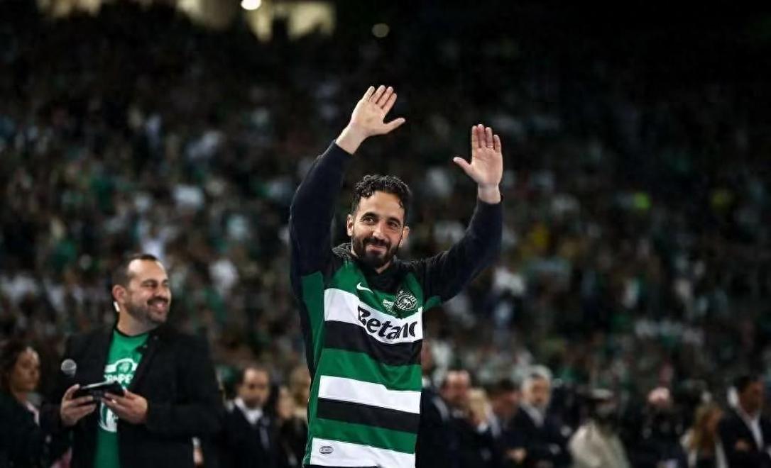 ky体育娱乐包含转折点!曼联强势反弹,葡超清晨攻防权衡,信心回归,赛程密集仍需轮换的词条