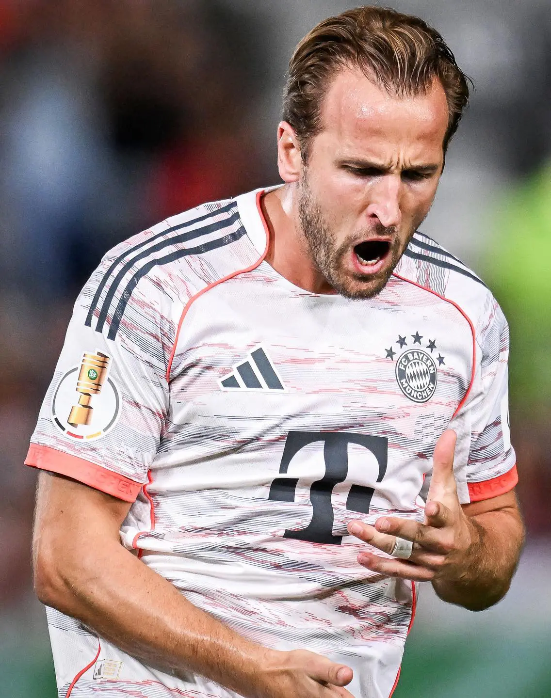 ky体育平台凯恩连续五场比赛得分超过大比分领先广州队赛前手感冰凉之后，新疆广汇队长鼓劲备战欧冠(冰球突破传奇大奖视频)