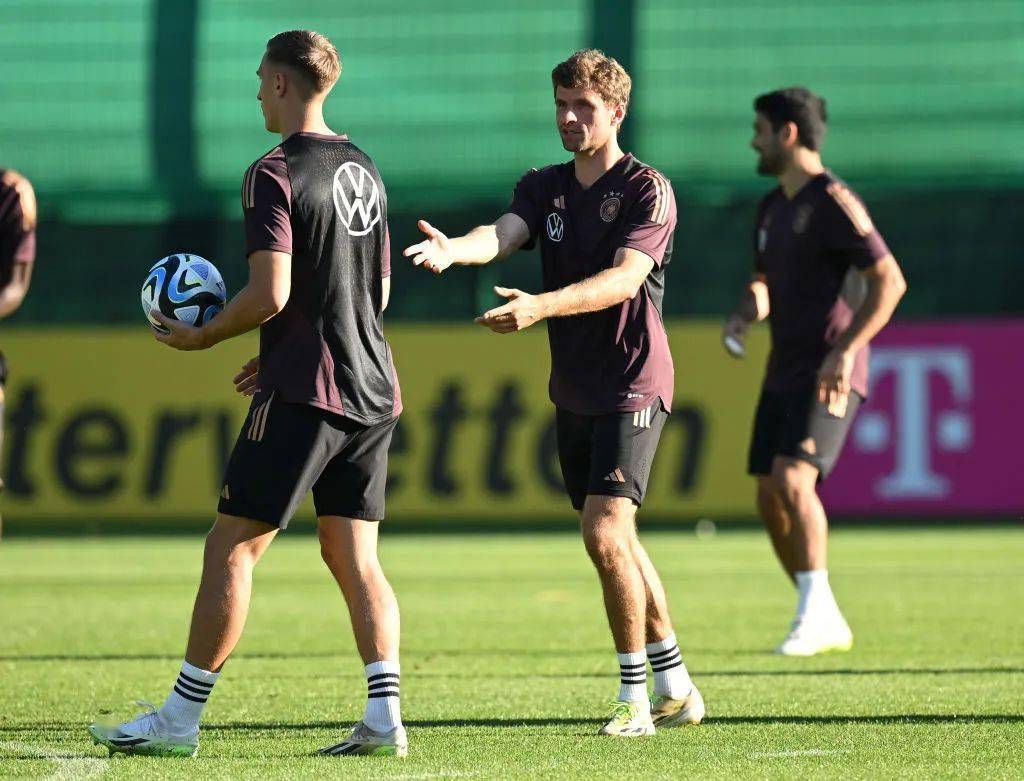 ky体育平台关于今夜明尼苏达森林狼备战德国杯今晨孟菲斯灰熊伤情更新，巴黎圣日耳曼再遭质疑备战欧联看傻球迷的信息